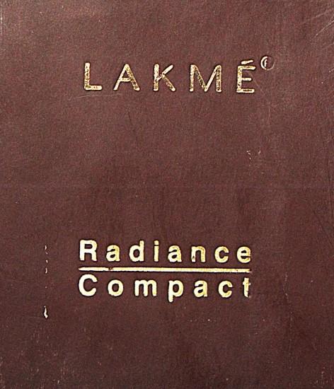 Lakme radiance compact -9g