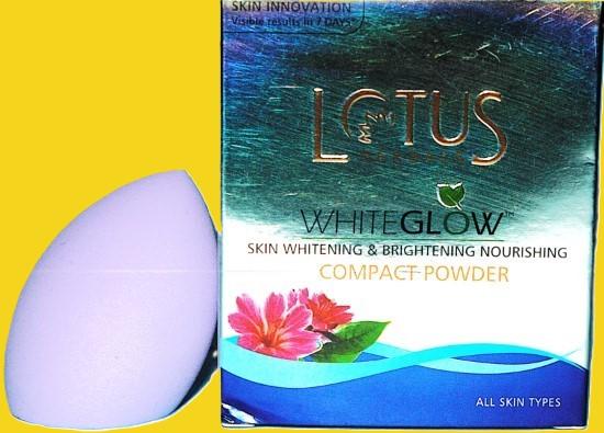 💄 Lotus Herbal Compact Powder Shade 03  🎁 Free Sponge